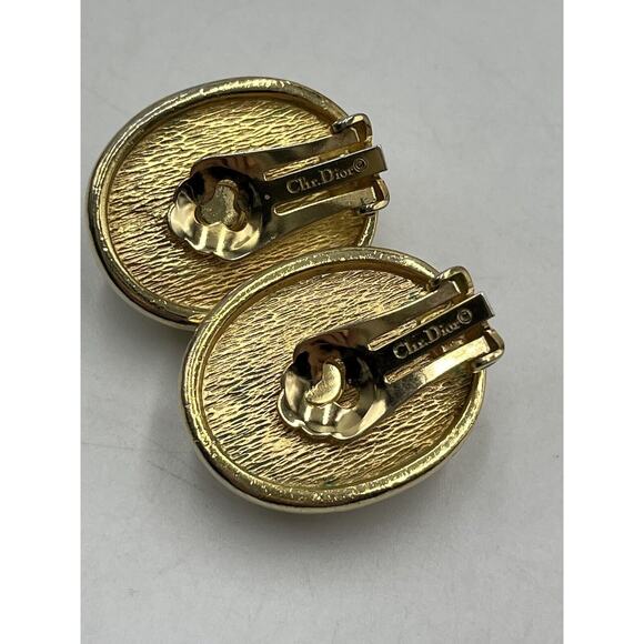 Christian Dior Vintage Gold Tone Oval Clip On Earrings Faux Pearl Cabochon - Picture 15 of 16